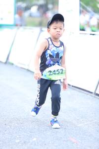 BIB: 2452
                            <button type="button" onclick="openModal(3656701)" class="btn btn-primary btn-sm float-right btn-popup" data-toggle="modal" data-target=".modal-high-quality">
                        <i class="fas fa-shopping-cart"></i> Add to Cart
                    </button>
                                            <button type="button" onclick="isThisMe(3656701, true)" class="btn btn-success btn-sm float-right btn-popup btn-isme hidden" data-toggle="tooltip" data-placement="bottom" title="นี่คือรูปของคุณใช่ไหม คลิกที่นี่เพื่อเอาเข้าอัลบั้ม">
                        <i class="fas fa-plus"></i> Add to album
                    </button>
                    <button type="button" onclick="isThisMe(3656701, false)" class="btn btn-warning btn-sm float-right btn-popup btn-isnotme hidden">
                        <i class="fas fa-ban"></i> Remove from album
                    </button>